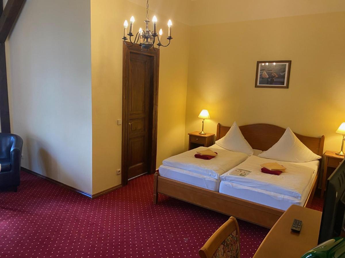 Hotel Garni Am Dippeplatz Quedlinbourg Extérieur photo