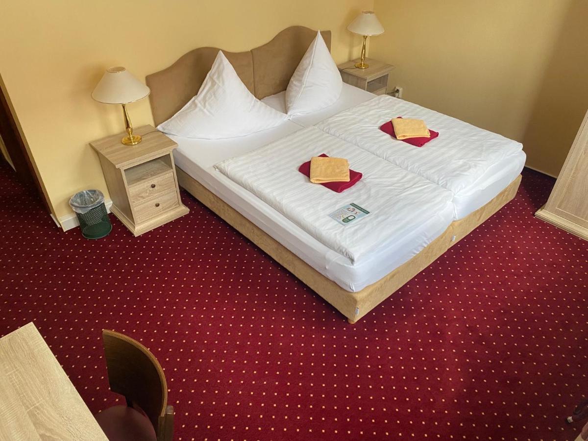 Hotel Garni Am Dippeplatz Quedlinbourg Extérieur photo