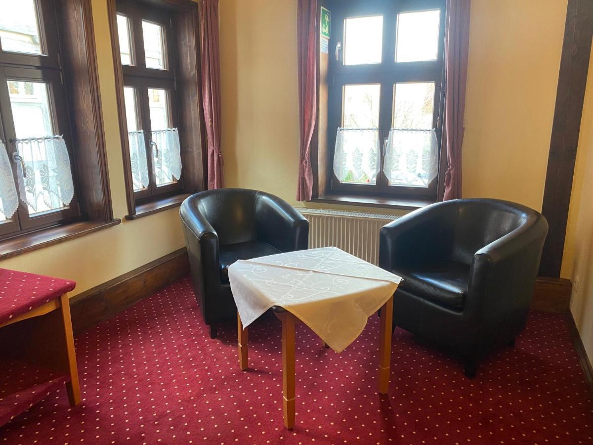 Hotel Garni Am Dippeplatz Quedlinbourg Extérieur photo