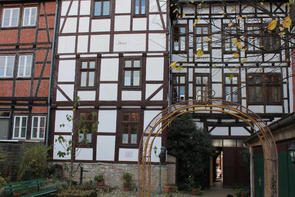 Hotel Garni Am Dippeplatz Quedlinbourg Extérieur photo
