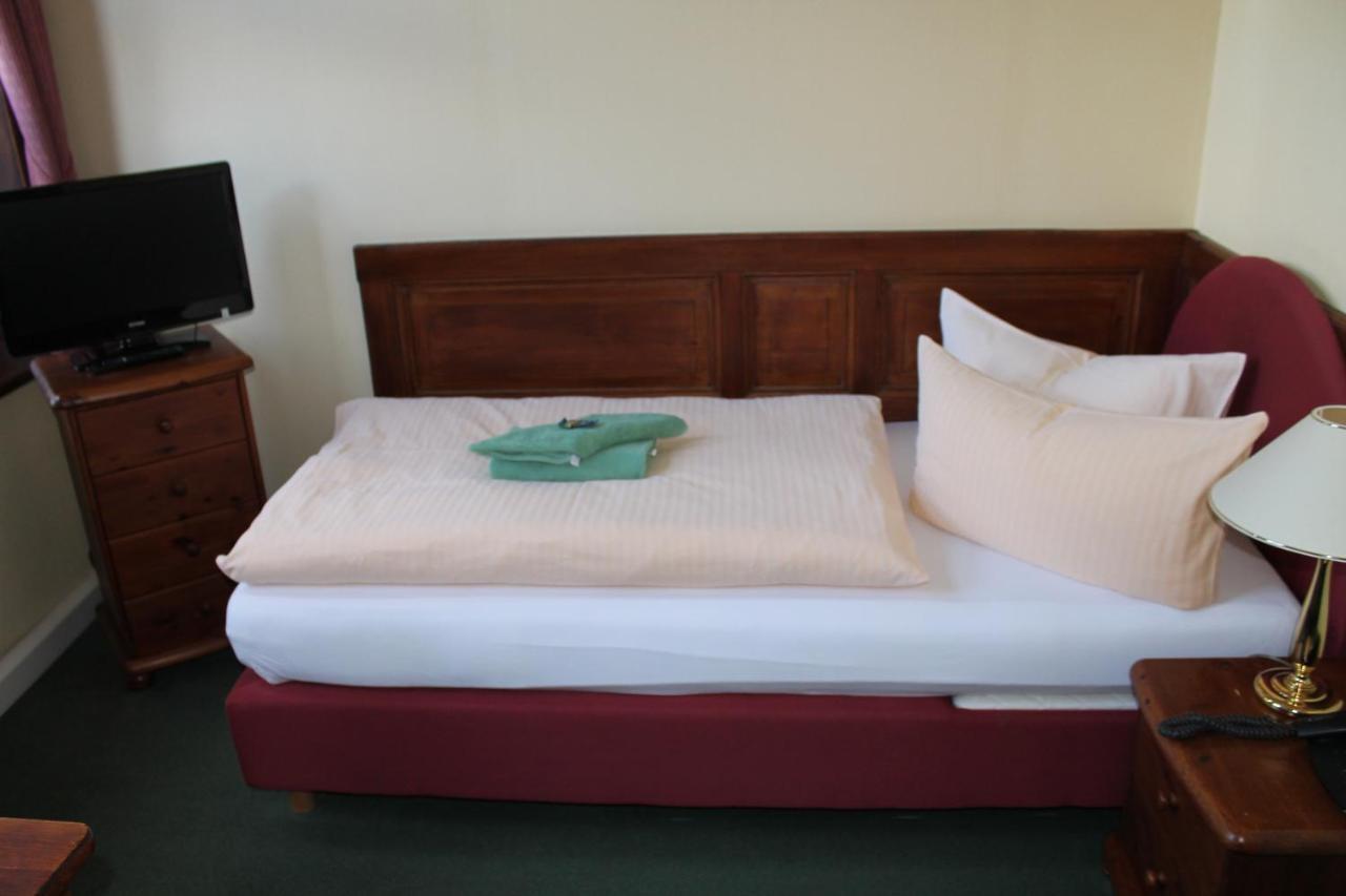 Hotel Garni Am Dippeplatz Quedlinbourg Extérieur photo